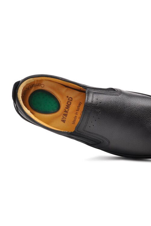 Black Genuine Leather Mens Casual Shoes 478 M