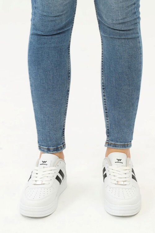 White-Black Unisex Sneakers Sandy G