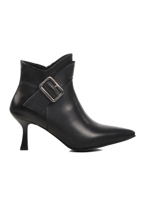 حذاء نسائي بكعب عالٍ من الجلد الطبيعي باللون الأسود مع بطانة من الصوف القطبي من الداخل DS-90 Z