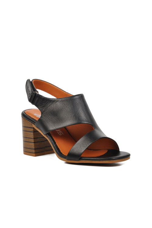 صندل بكعب من الجلد الطبيعي الأسود للنساء 2108502Y Z