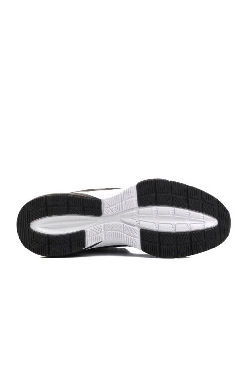 حذاء رياضي رجالي أسود من ويبستر M