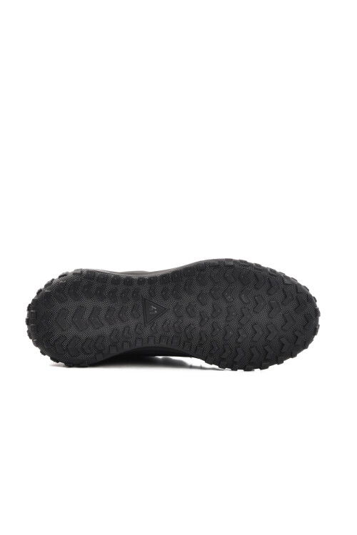 Black Red Non-Slip Sole Mens Outdoor Shoes 2030 M