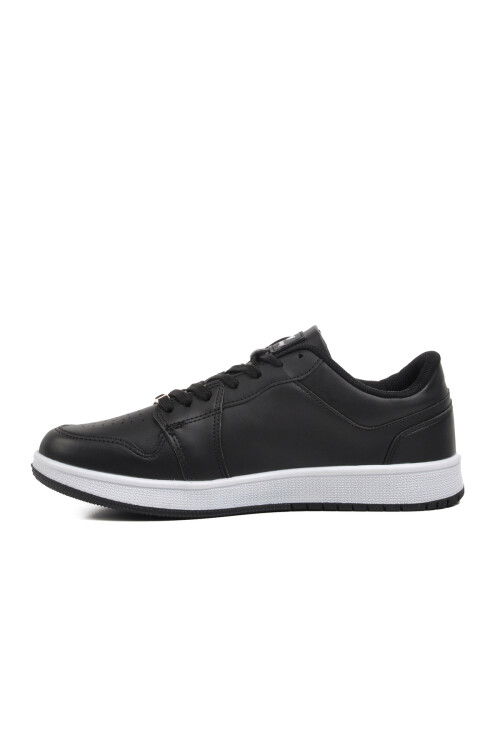 Black and White Mens Sneaker Sloga M