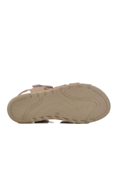 صندل نسائي بيج 673582 Z