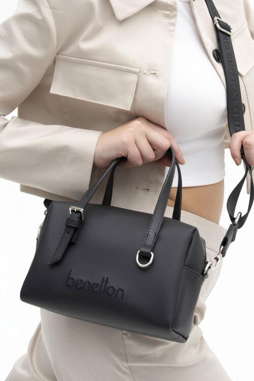 Black Womens Hand and Shoulder Bag BNT-1582