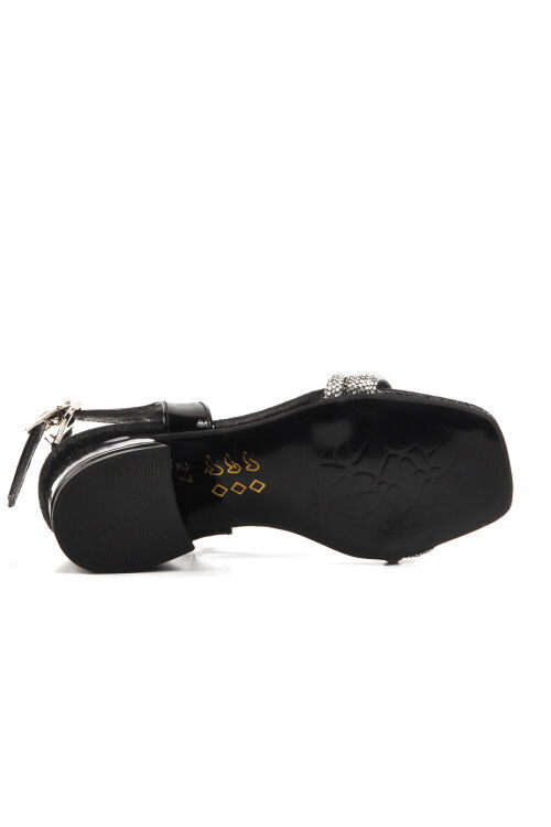 Siyah Taşlı Kız Çocuk Sandalet 07 P