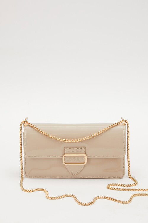 حقيبة كتف نسائية من جلد المنك اللامع 930191