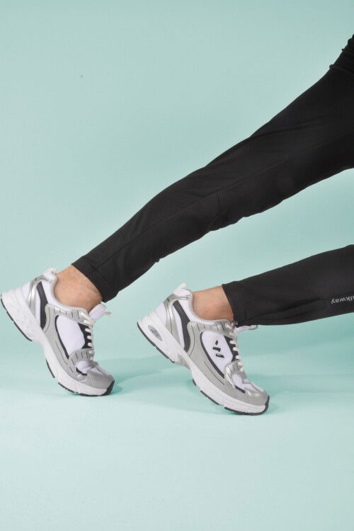 White Black Mesh Mens Sneakers Run M