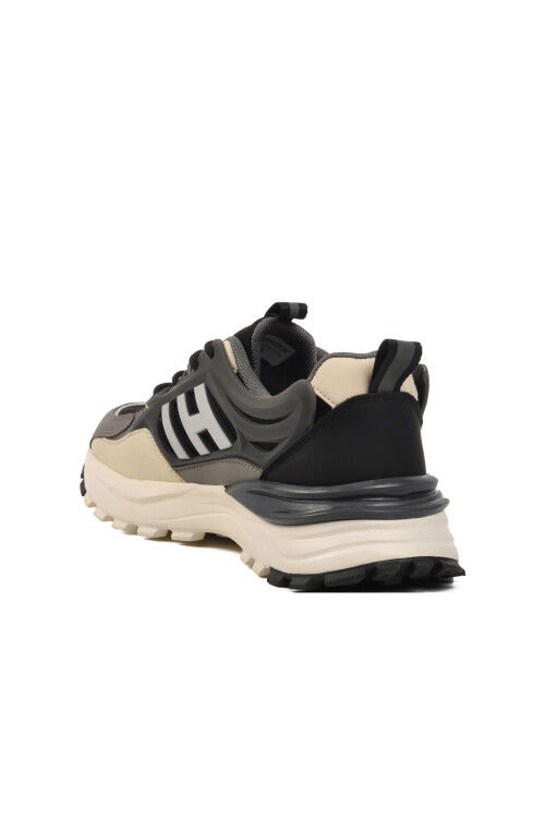 حذاء رياضي رجالي مدخن ضيق الشكل قابل للتهوية 241438 M