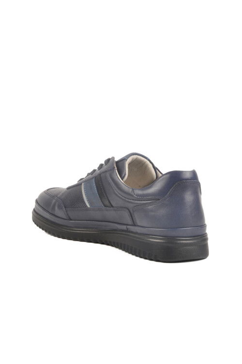 حذاء كاجوال رجالي من الجلد الطبيعي باللون الأزرق الداكن LO2072-C200 M