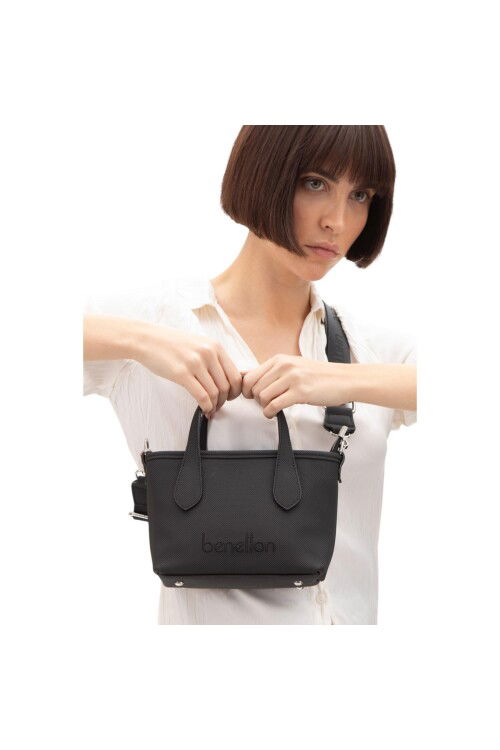 Black Womens Hand and Shoulder Bag BNT-1598
