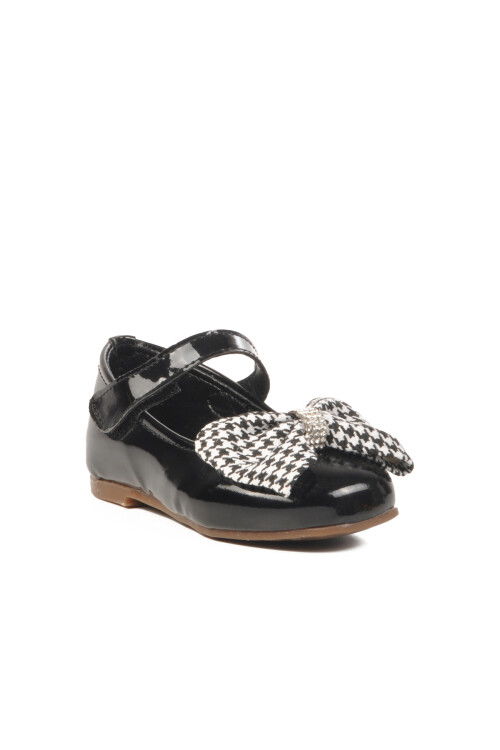 Black Patent Leather Ribbon Lightweight Girls Ballerinas 180 B