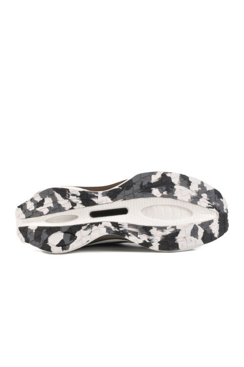 حذاء رياضي رجالي أسود شبكي خفيف الوزن ومرن من إسفنج الذاكرة من تيريسبول مقاس M