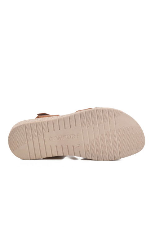 صندل نسائي من الجلد الطبيعي باللون البني 9216 Z