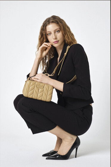 Beige Womens Shoulder Bag 05PC25Y10112-KLSA