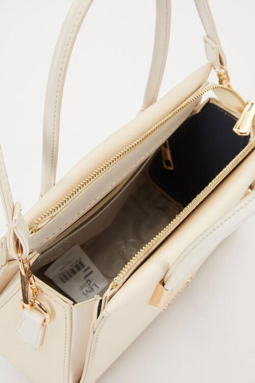 Cream Hidden Pocket Detailed Womens Hand and Shoulder Bag 930257