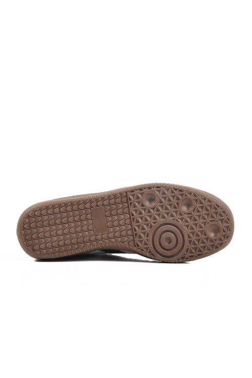 Black and White Mens Sneakers 572 M