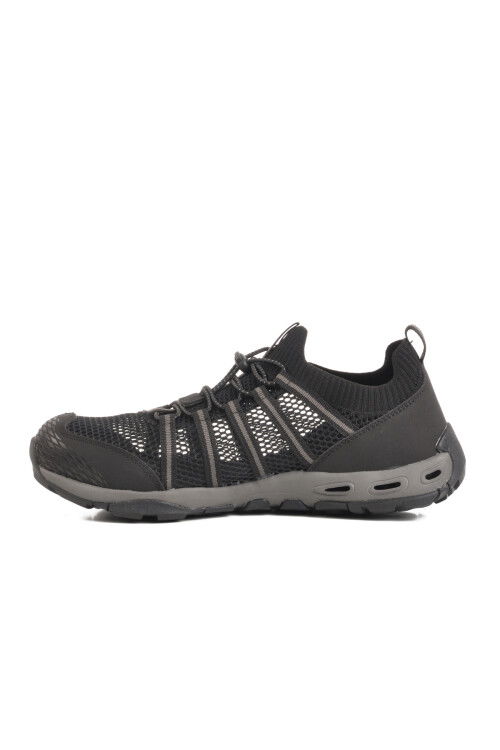 Black Lightweight Flexible Breathable Mens Sports Shoes Logo Okavando M