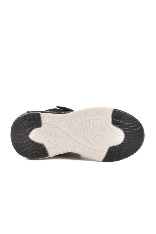 حذاء رياضي أسود بشريط فيلكرو شبكي للأولاد من المملكة المتحدة F