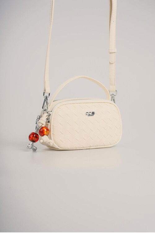 White Womens Hand and Shoulder Bag 17830
