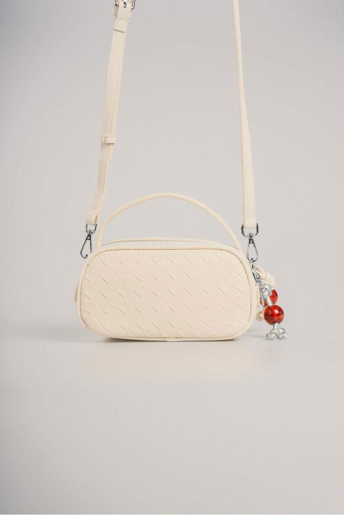 White Womens Hand and Shoulder Bag 17830