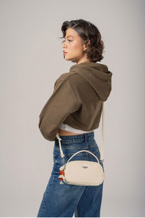 White Womens Hand and Shoulder Bag 17830