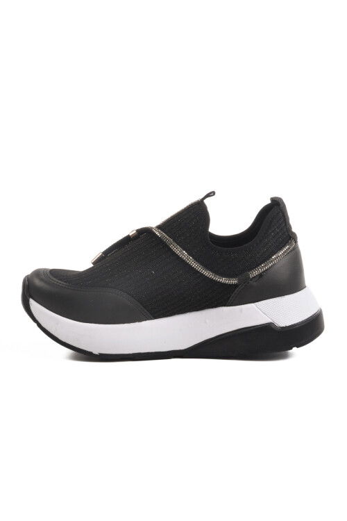 حذاء كاجوال نسائي مطرز بحجر أنوراك باللونين الأبيض والأسود 702498 Z