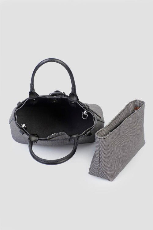 Black Womens Hand and Shoulder Bag IM590