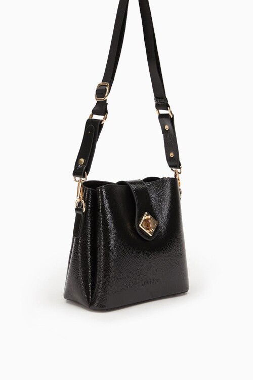 Black Wrinkled Patent Leather Womens Shoulder Bag 930167