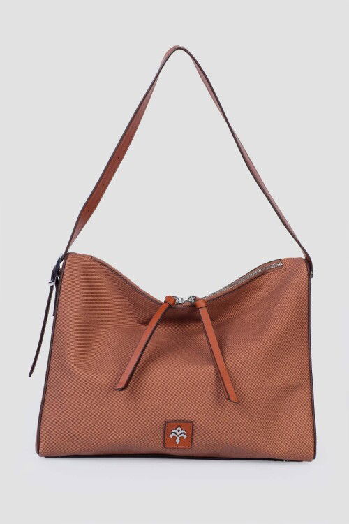 Tan Womens Hand and Shoulder Bag IM585