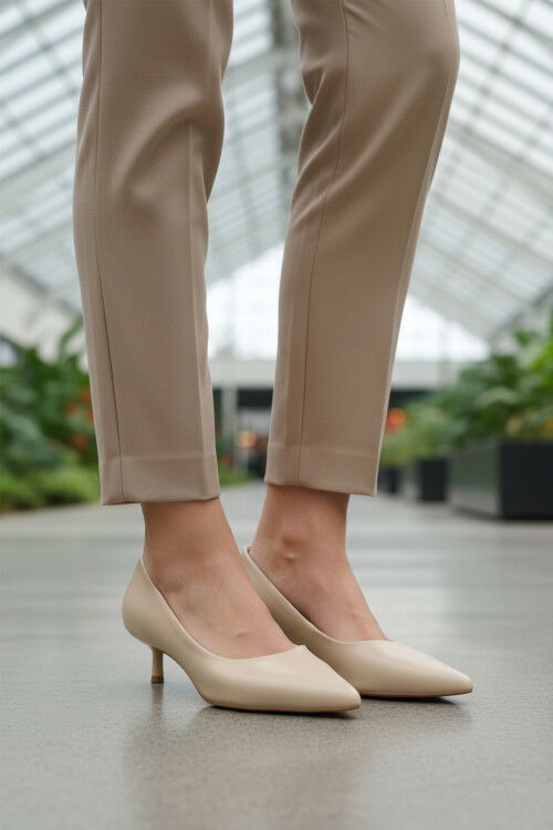 Beige Skin Light Womens Thin Low Heel Shoes 458343 Z