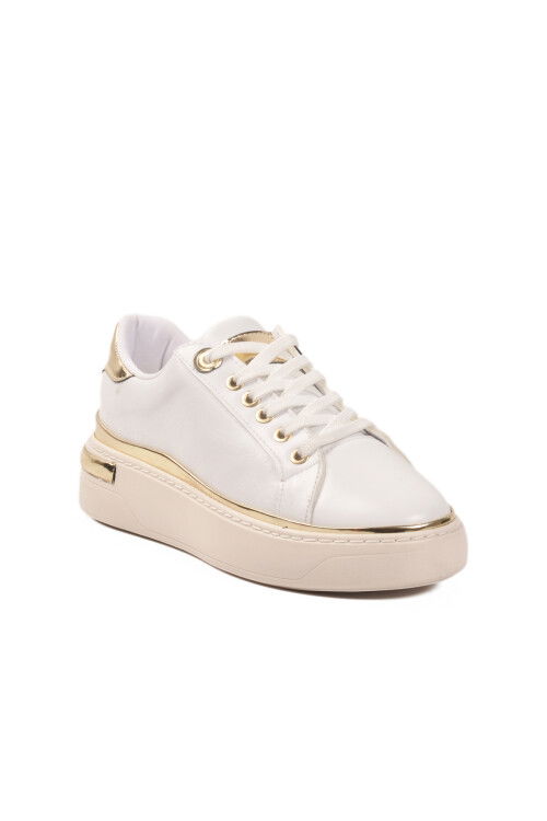 White Laced Lightweight Flexible Womens Sneaker Lady 028 Z