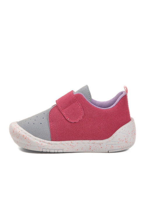 Fuchsia Velcro Light Flexible Baby Shoes BN-32110 B