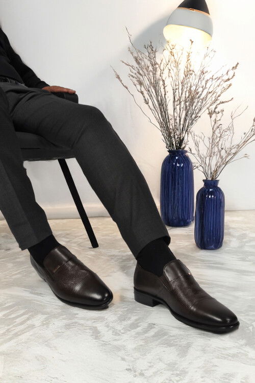 Brown Genuine Leather Mens Classic Shoes 70555 M