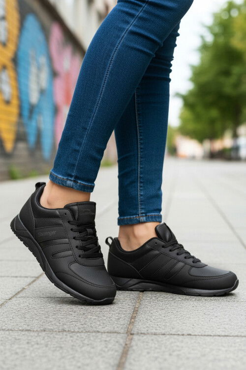 Black Lace-Up Lightweight Flexible Unisex Sneakers Elraen G