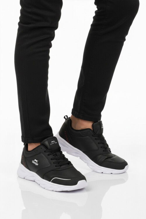 Siyah Beyaz Bağcıklı Hafif Esnek Cilt Erkek Spor Ayakkabı Epic M