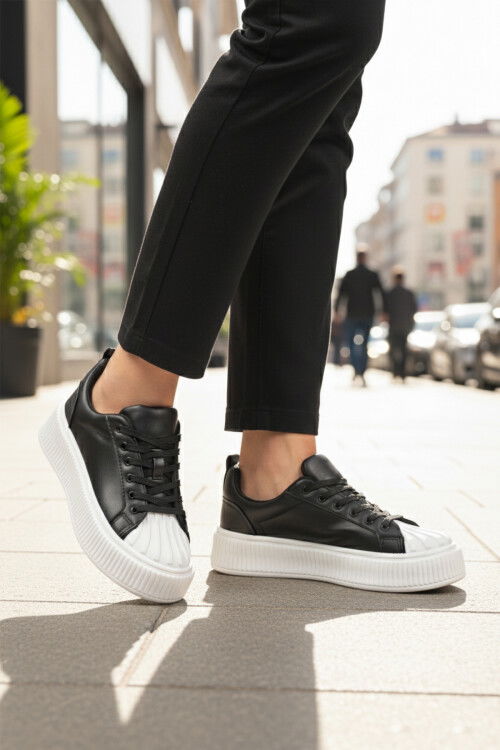 Black White Lace-Up Unisex Sneakers Grov 410 G