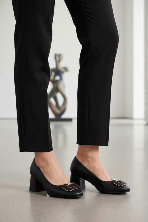 Black Skin Thick Heeled Womens Evening Shoes 695040 Z