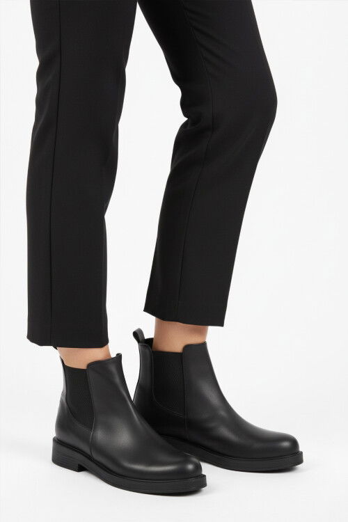 Siyah Cilt Polarlı Kolay Giyilebilir Kaymaz Kadın Chelsea Bot 284097 Z