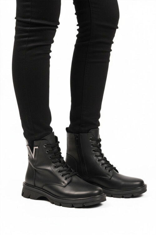 Siyah Cilt Bağcıklı Fermuarlı Polarlı Kaymaz Kadın Bot 351071 Z