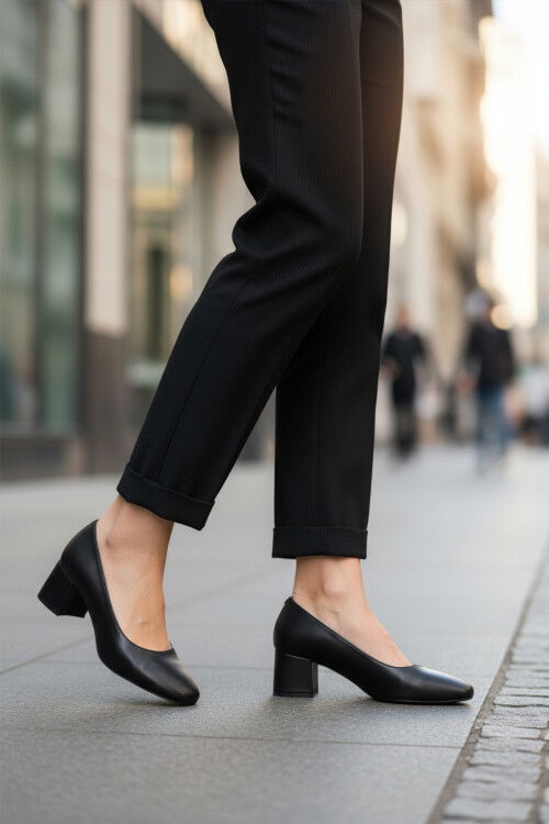 Black Skin Thick Heeled Womens Evening Shoes 695042 Z