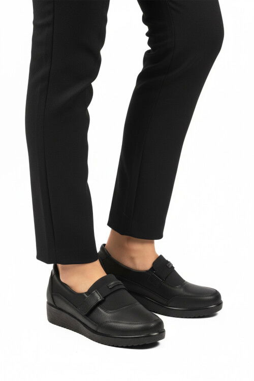 Black Velcro Anatomic Lightweight Flexible Womens Casual Shoes 293127 Z