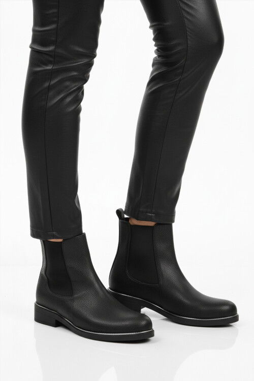 Black Floater Fur Non-Slip Easy-To-Wear Elastic Womens Boots PC-55086 Z