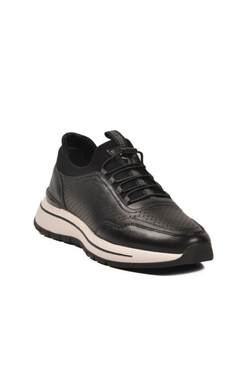 حذاء رجالي كاجوال من الجلد الطبيعي باللون الأسود Pepita M187 M