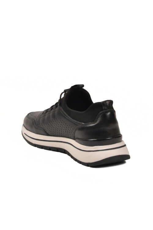 حذاء رجالي كاجوال من الجلد الطبيعي باللون الأسود Pepita M187 M