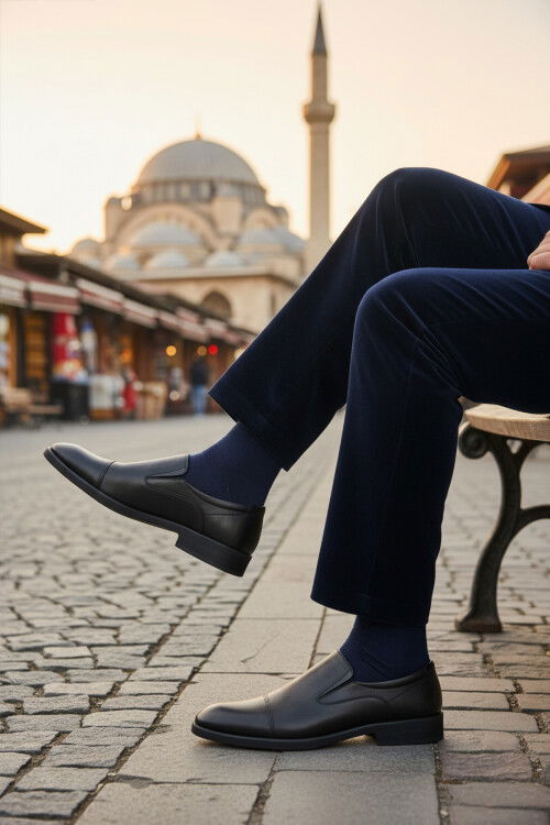 حذاء رجالي كلاسيكي من الجلد الطبيعي الأسود بنعل مانع للانزلاق 916 M