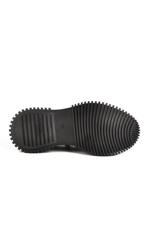 حذاء كاجوال نسائي من الجلد الطبيعي باللون الأسود من نوبوك 25405003K Z