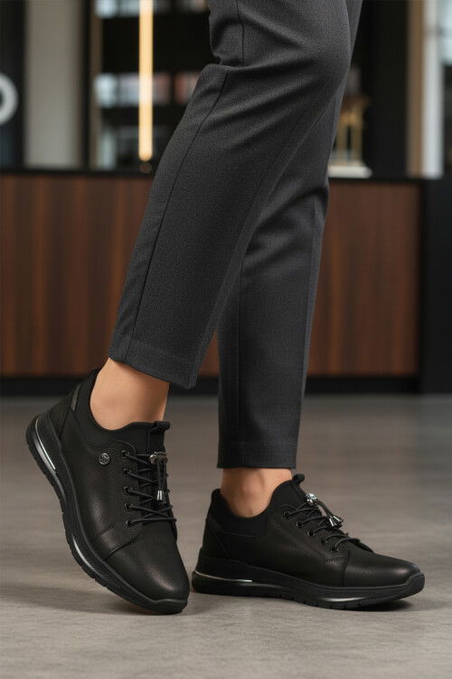 Black Nubuck Rubber Laced Womens Casual Shoes 5004 Z