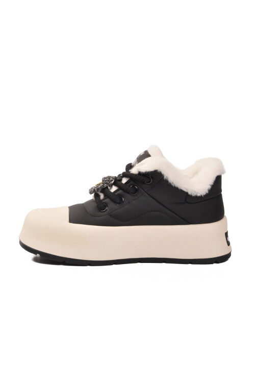 Black Laced Cold Resistant Womens Sneakers Chizy Z