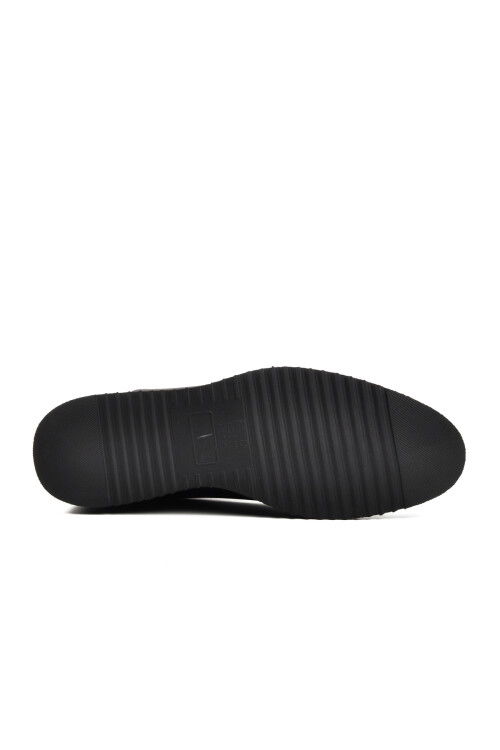 حذاء رجالي كلاسيكي من الجلد الطبيعي باللون الأسود اللامع 6590 M